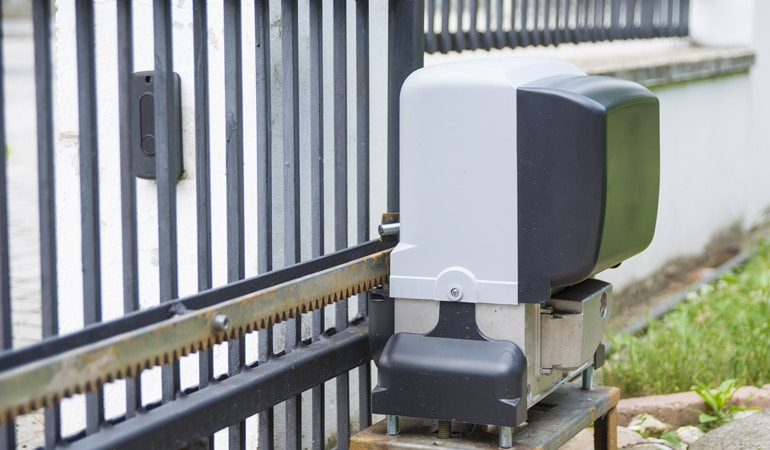 Rail au sol motorisation portail